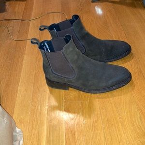 Dark brown/olive Thursday boots Chelsea style